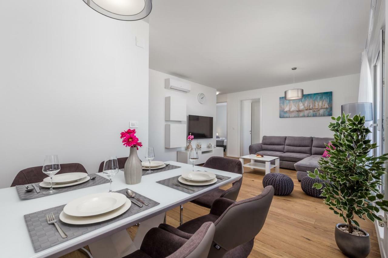 Luxury Joo & Joo Apartment